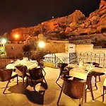 Hotel Has Cave 2*