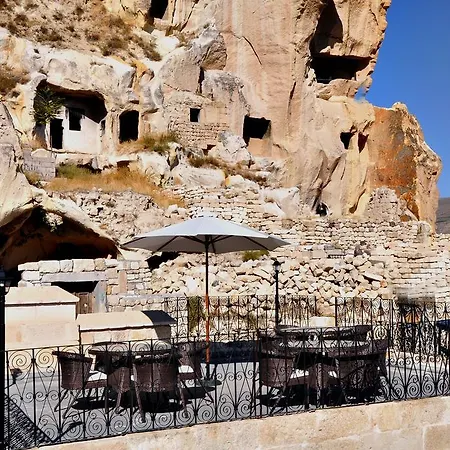 Has Cave Hotell 2*