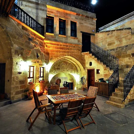 Has Cave Hotell 2*
